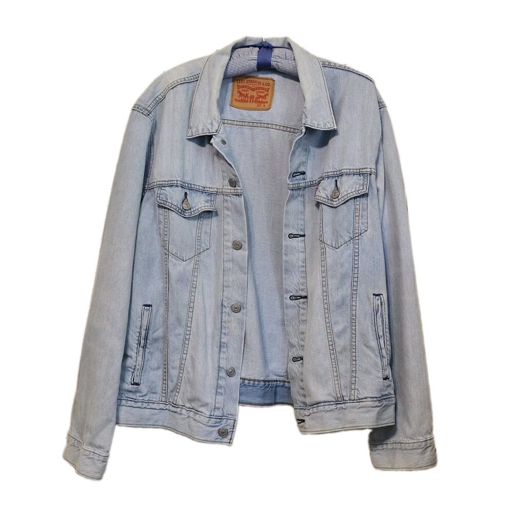 Levi's Men's Trucker Denim Jacket Size L Large Light Wash Blue Jean Distressed